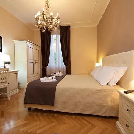 I Cipressi Del Poggio Floransa